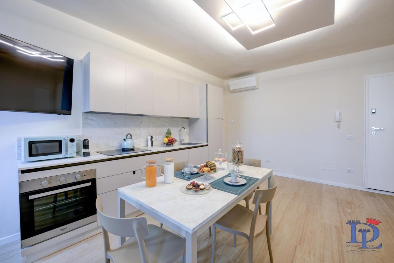 Desenzanoloft Official Partner Marriott Homes & Villas - Apa Dom Downtown Family Apartment Desenzano del Garda Exterior photo
