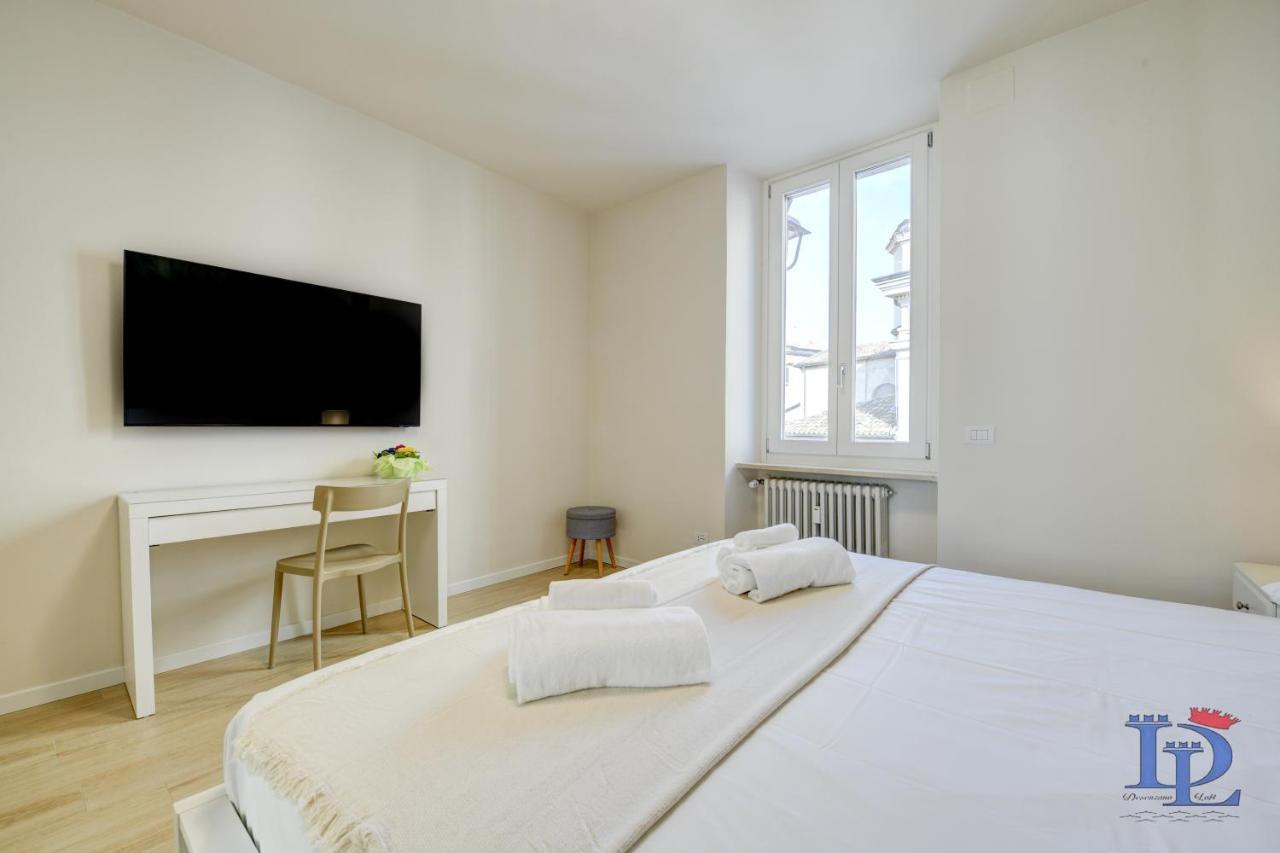 Desenzanoloft Official Partner Marriott Homes & Villas - Apa Dom Downtown Family Apartment Desenzano del Garda Exterior photo